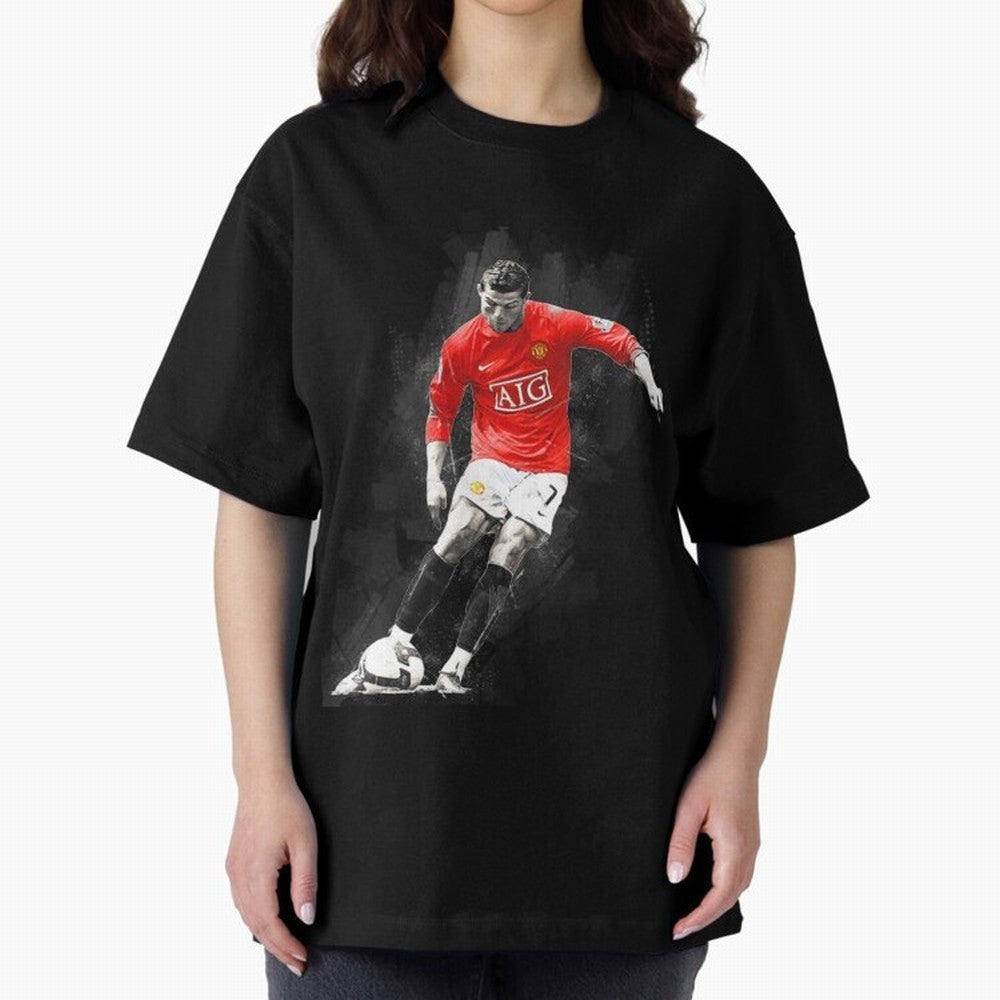 Cristiano Ronaldo Cristiano Ronaldo Oversized T-Shirt Showcase the FIFA World Cup 2026 Group Stage Journey through Cristiano Ronaldo Highlights, England Pride, Soccer Culture, Superstar Moments, National Team Dreams and Competitive Fire; Ideal for