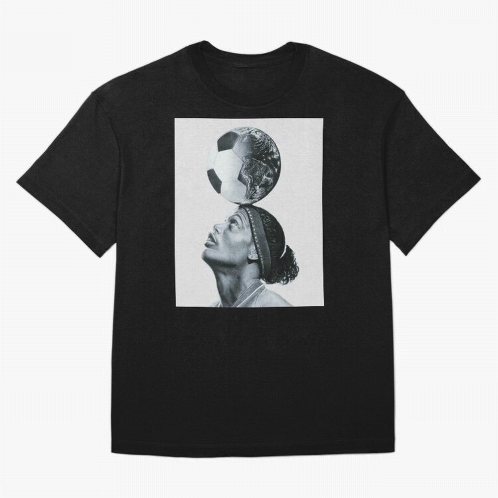 Art Ronaldinho Illustration Oversized T-Shirt Show Passion for the Stars of FIFA World Cup 2026 USA Canada Mexico Made for Messi, CR7 and Mbappe, Netherlands Energy, Match Day Excitement, Supporter Culture, Golden Goals and Global Football Passion;