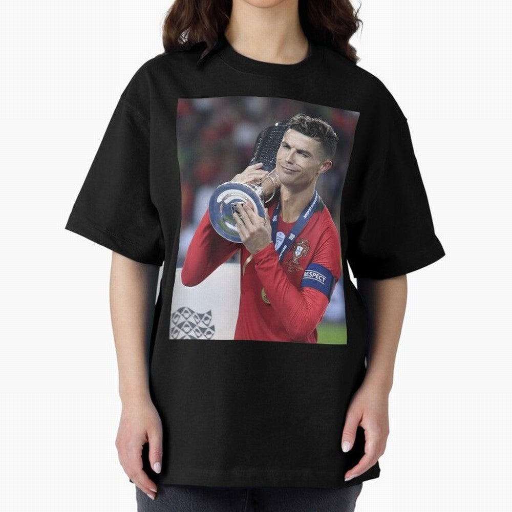 Todos Portugal 2019 Cr7 Oversized T-Shirt Relive the Noise and Pride of FIFA World Cup 2026 for Fans of Messi and Cristiano Ronaldo and Argentina and Brazil, Bringing Vintage Soccer Flavor, Modern Football Stars, National Flags and Final Night