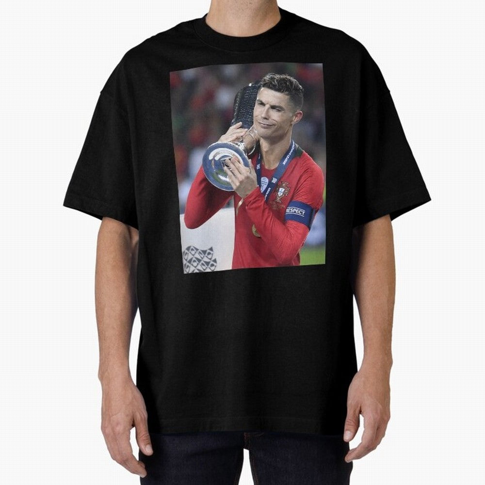 Todos Portugal 2019 Cr7 Oversized T-Shirt Relive the Noise and Pride of FIFA World Cup 2026 for Fans of Messi and Cristiano Ronaldo and Argentina and Brazil, Bringing Vintage Soccer Flavor, Modern Football Stars, National Flags and Final Night
