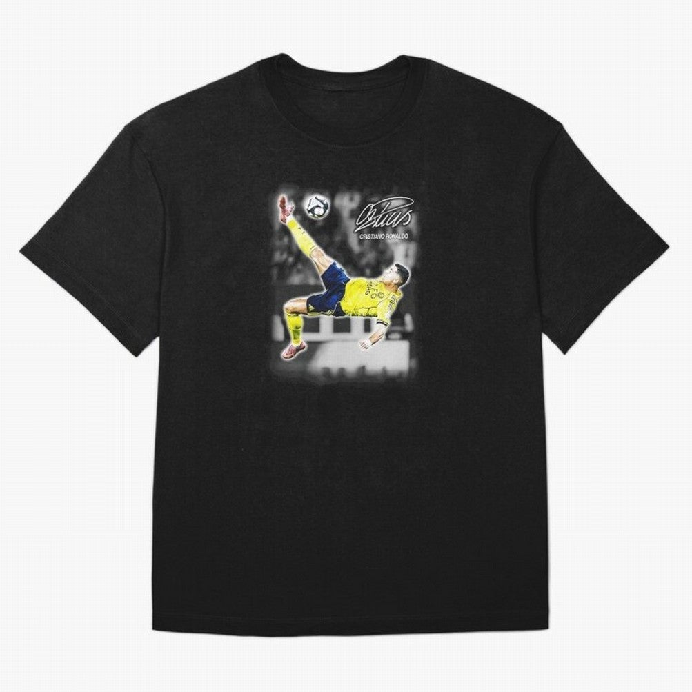Cristiano Ronaldo Bicycle Kick Oversized T-Shirt Create Match Day Hype around FIFA World Cup 2026, Messi, Neymar and Mbappe, Spain, Stadium Chants, National Pride, Trophy Dreams and Unforgettable Football Memories; Made for Die Hard Supporters,