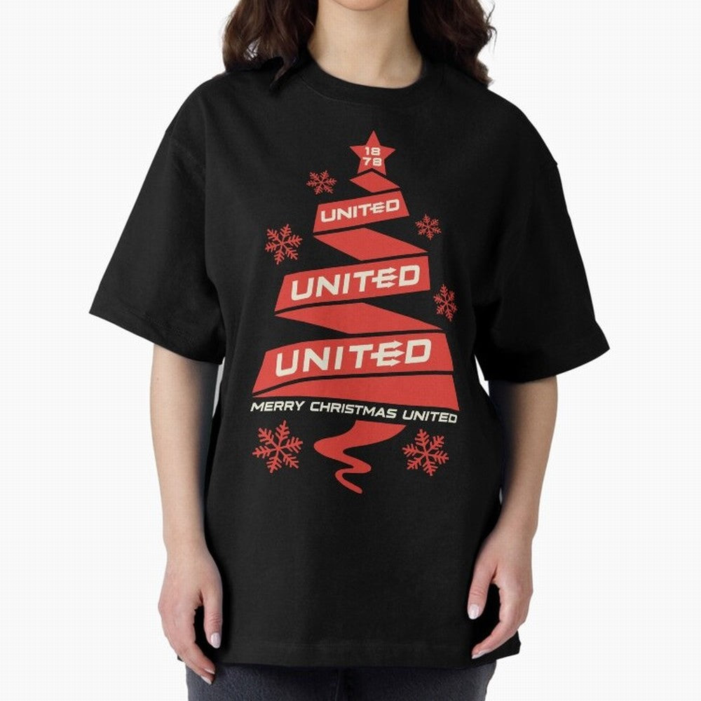 Manchester United Christmas Oversized T-Shirt Follow the Final Road of the FIFA World Cup 2026 Journey through Neymar Highlights, Spain Pride, Goal Celebration Energy, Supporter Heritage, Football Icons and Worldwide Tournament Joy; Great for Watch