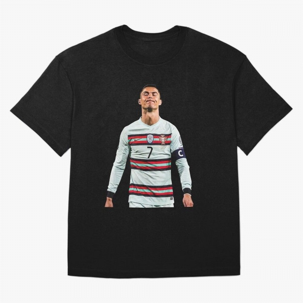 Cristiano Ronaldo Design Oversized T-Shirt Stand Proud for Match Day Hype around FIFA World Cup 2026 Group Stage, CR7, England, Stadium Chants, National Pride, Trophy Dreams and Unforgettable Football Memories; Built for Supporters Chasing Trophy