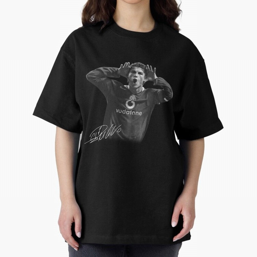 Black and White Cristiano Ronaldo T-Shirt Young Manchester Ronaldo - Celebration Oversized T-Shirt Bring Legendary Rivalry Energy to FIFA World Cup 2026 Built around Messi, Neymar and Mbappe, Netherlands Energy, Supporter Pride, Iconic
