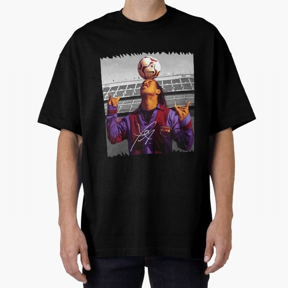 Ronaldinho - vintage Oversized T-Shirt Fuel Match Day Hype around FIFA World Cup 2026, Neymar, England, France and Netherlands, Tournament Hype, Historic Matchups, Family Viewing Parties and Global Sports Pride; Ideal for Football Dads, Football