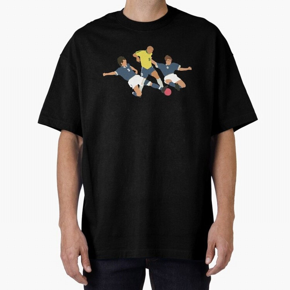 Ronaldo vs Maldini & Cannavaro Iconic Football Moment Oversized T-Shirt Celebrate the Magic of the FIFA World Cup 2026 Journey through CR7 Highlights, Netherlands Pride, Soccer Culture, Superstar Moments, National Team Dreams and Competitive Fire;