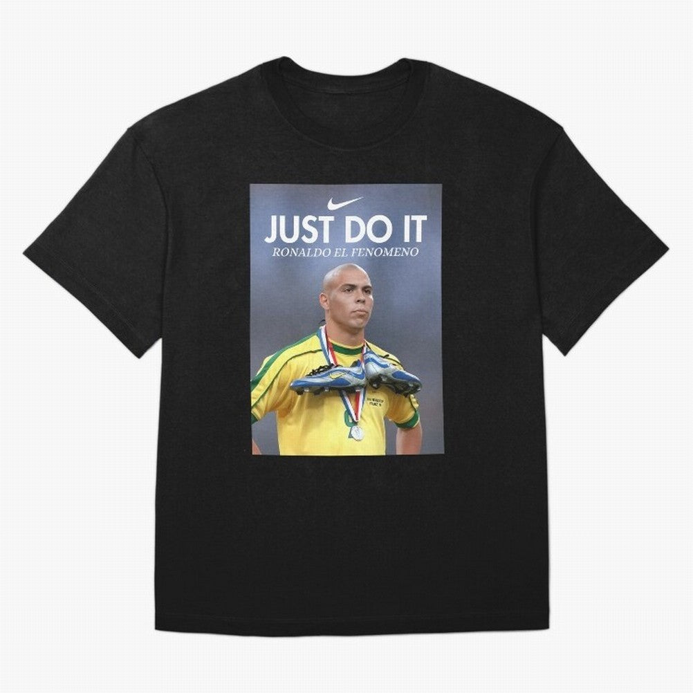 Ronaldo Fenomeno Ronaldo Nazario Vintage Sports Decor Living Room Decor For Walls Sports Bedroom Decor Game Room Decor R9 Oversized T-Shirt Carry the Dream of FIFA World Cup 2026 USA Canada Mexico Spirit, Highlighting England, France and