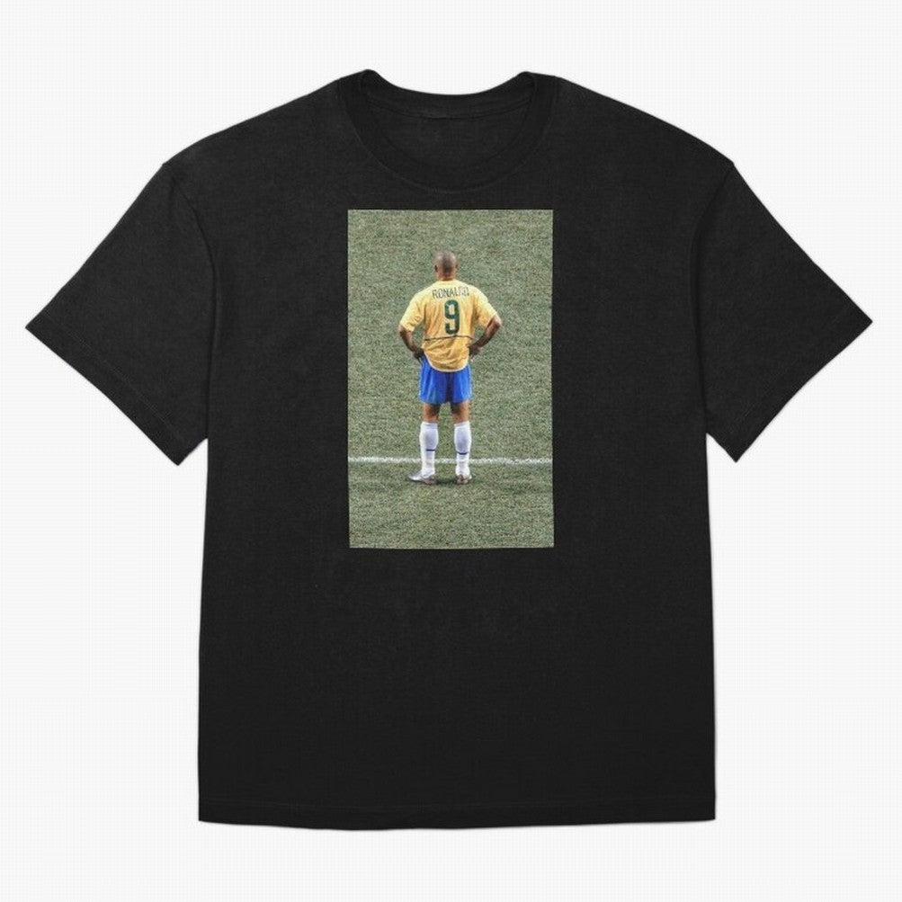 Illustration Ronaldo Luis Nazario de Lima Oversized T-Shirt Bring Home Match Day Hype around FIFA World Cup 2026, CR7 and Messi, Germany, Match Day Excitement, Supporter Culture, Golden Goals and Global Football Passion; Made for Collectors Who