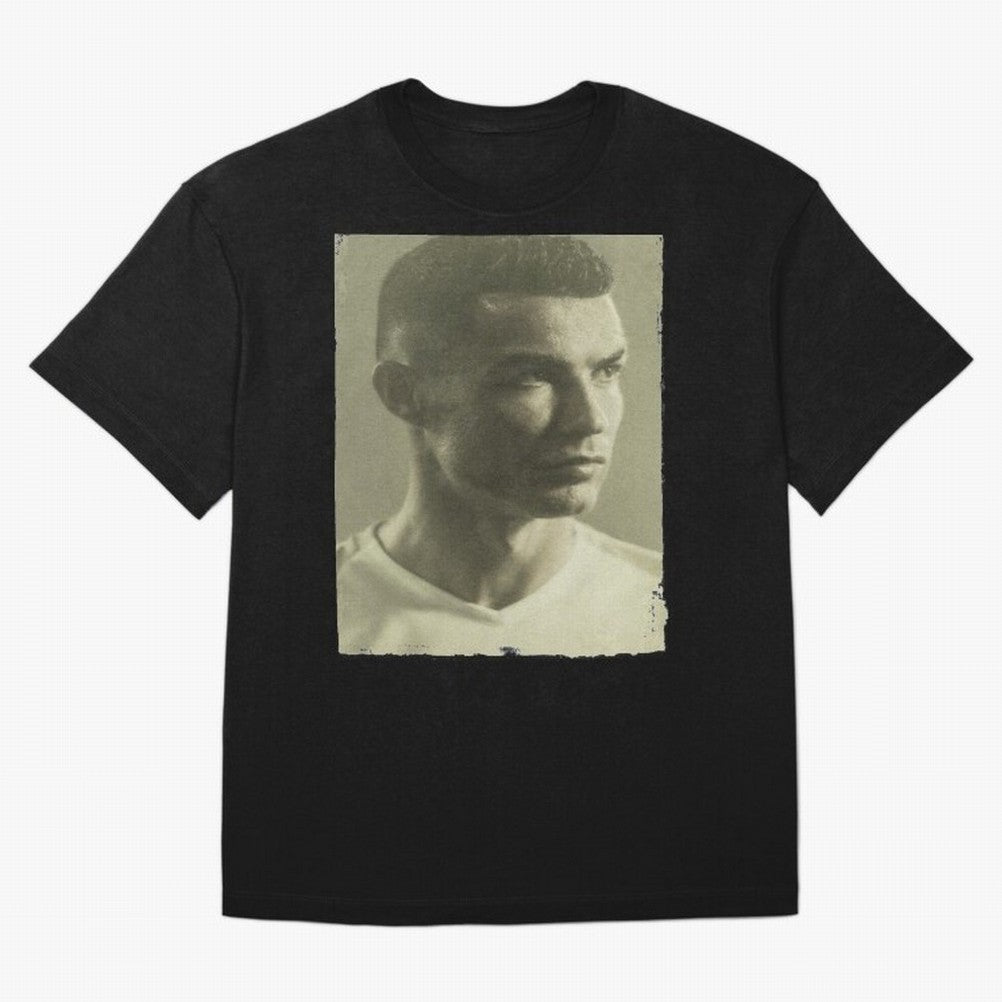 Cristiano Ronaldo Fan Art Oversized T-Shirt Show Up for the Glory of FIFA World Cup 2026 for Fans of Messi and Cristiano Ronaldo and Brazil, Bringing Sports Nostalgia, International Competition, Famous Players and Unforgettable Victories; Perfect