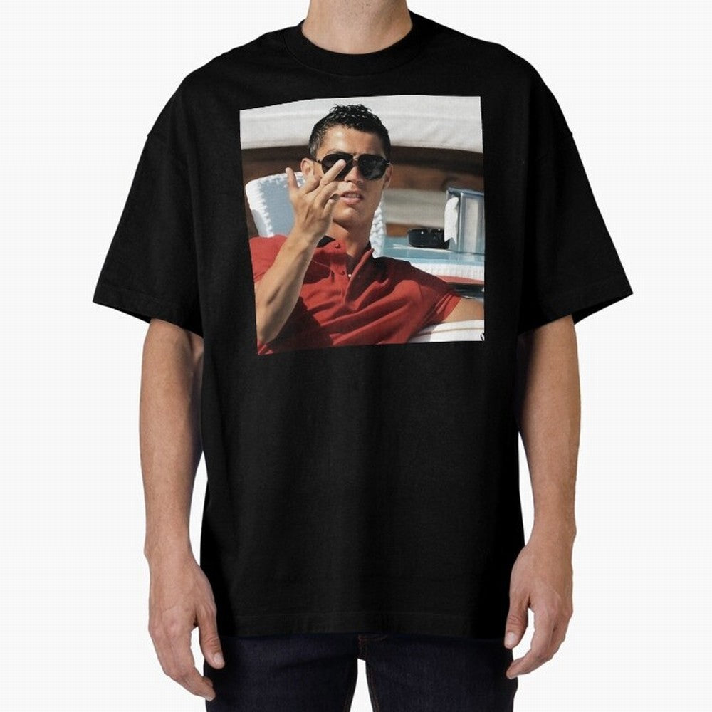 Ronaldo Oversized T-Shirt Showcase FIFA World Cup 2026 USA Canada Mexico Spirit, Centered on Germany, Mbappe and Neymar, Vintage Soccer Flavor, Modern Football Stars, National Flags and Final Night Emotion; Ideal for Fans Who Follow Messi,