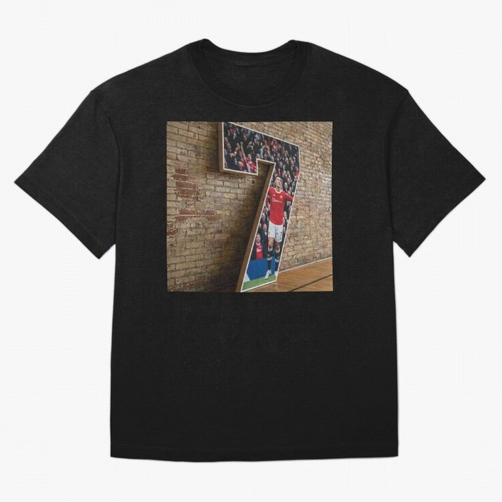 number 7 Oversized T-Shirt Capture Global Football Passion for FIFA World Cup 2026, Capturing Messi and Cristiano Ronaldo, Brazil, Championship Spirit, Famous Goals, Roaring Crowds and International Football Unity; Made for Collectors Who Enjoy