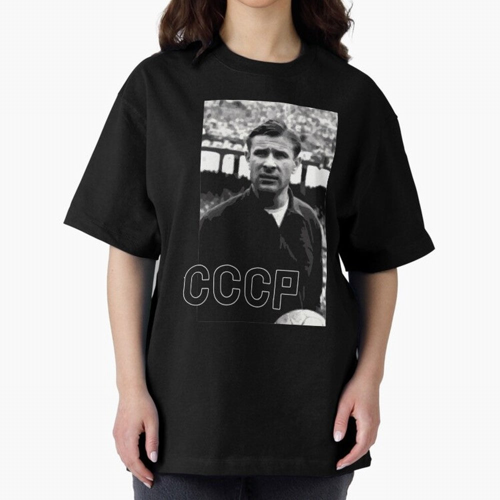 Lev Yashin Football Legends1 Oversized T-Shirt Cheer for the FIFA World Cup 2026 USA Canada Mexico Journey through CR7 Highlights, Germany Pride, Champion Mindset, Group Stage Buzz, Knockout Tension and Passionate Fan Culture; Great for Supporters