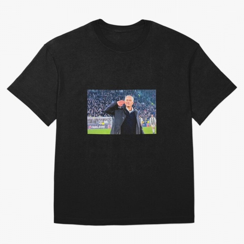 Mourinho VS Juventus Oversized T-Shirt Live for the Drama of FIFA World Cup 2026 Spirit, Filled with France and Portugal, Messi, Neymar and Mbappe, Soccer Culture, Superstar Moments, National Team Dreams and Competitive Fire; Ideal for Fans Who
