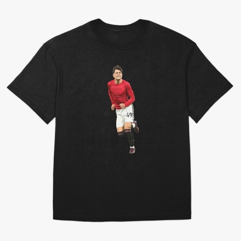 Alejandro Garnacho celebration Oversized T-Shirt Treasure FIFA World Cup 2026 USA Canada Mexico Spirit, Featuring France and Portugal, CR7, Stadium Chants, National Pride, Trophy Dreams and Unforgettable Football Memories; Perfect for Fans,