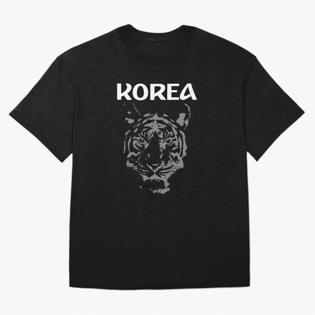 Team Korea Soccer Oversized T-Shirt Bring Bold Fan Energy to FIFA World Cup 2026 Group Stage for Fans of Neymar, Haaland and Cristiano Ronaldo and Spain and Netherlands, Bringing Goal Celebration Energy, Supporter Heritage, Football Icons and