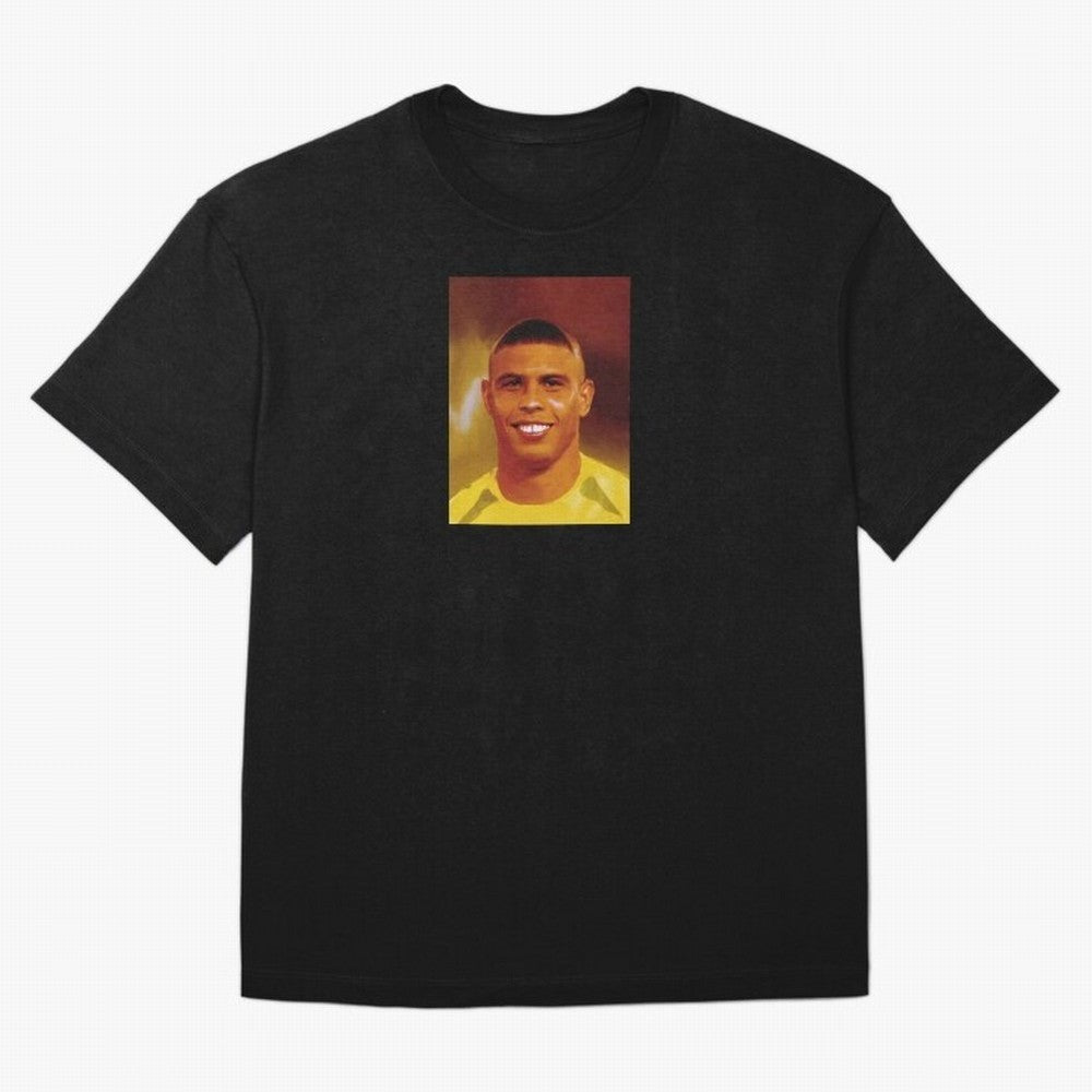Ronaldo Nazario Digital Painting Oversized T-Shirt Show Passion for the Stars of FIFA World Cup 2026 USA Canada Mexico Made for Messi, CR7 and Mbappe, Netherlands Energy, Match Day Excitement, Supporter Culture, Golden Goals and Global Football