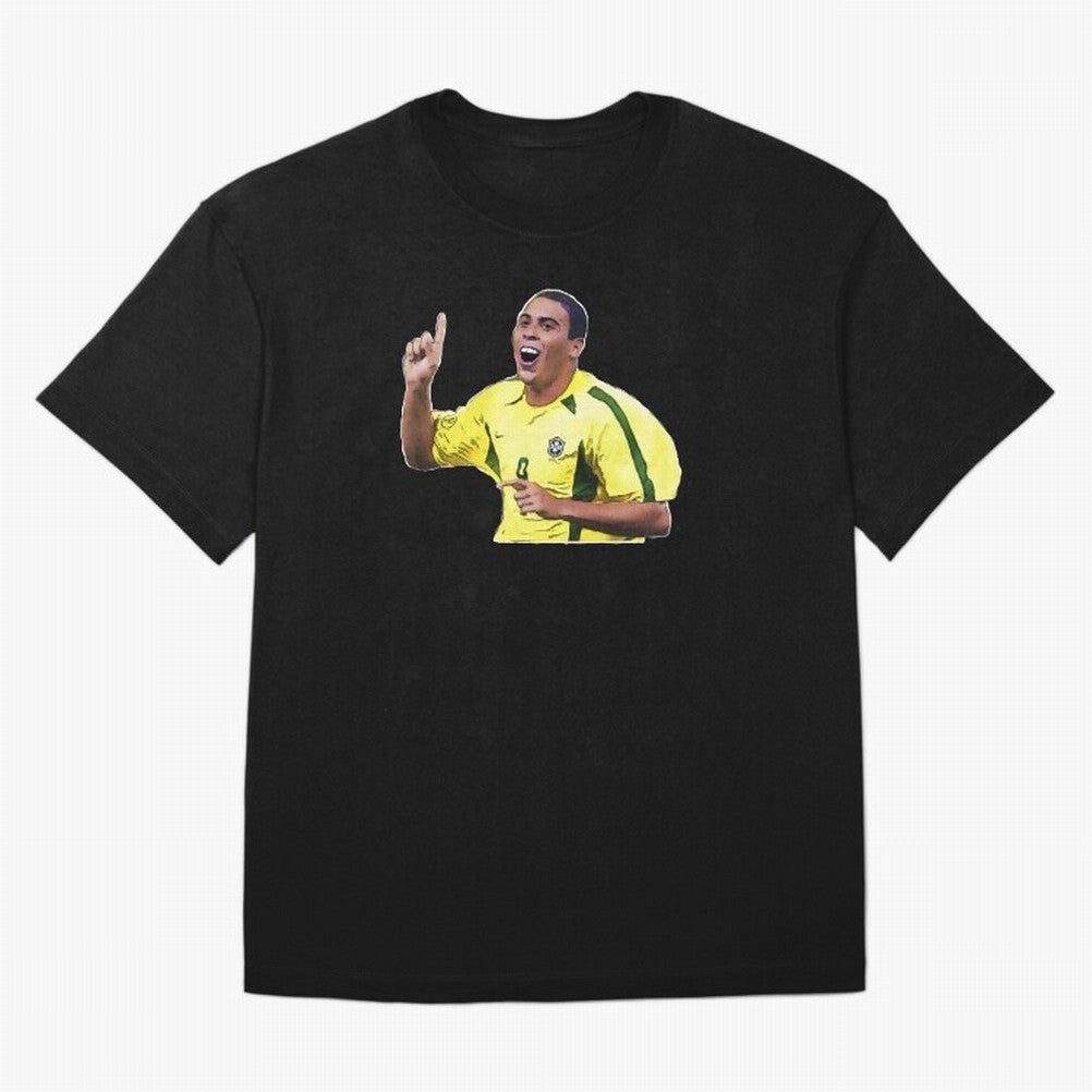 Ronaldo R9 - Brazil Oversized T-Shirt Relive the Noise and Pride of the FIFA World Cup 2026 Journey through Messi, Neymar and Mbappe Highlights, England, France and Netherlands Pride, Vintage Soccer Flavor, Modern Football Stars, National Flags and