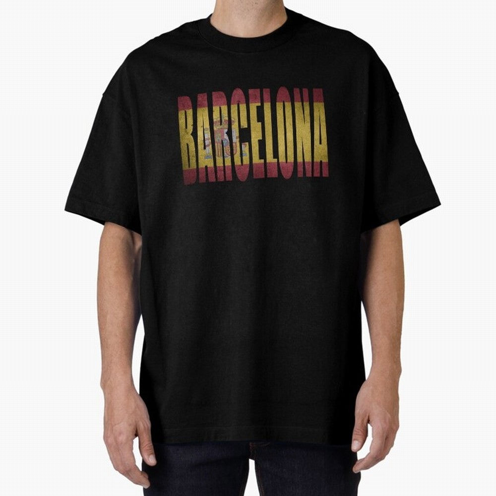 Barcelona city Oversized T-Shirt Show Fan Pride Across FIFA World Cup 2026 Spirit, Capturing Netherlands, Messi, Neymar and Mbappe, Vintage Soccer Flavor, Modern Football Stars, National Flags and Final Night Emotion; Perfect for People Who Love