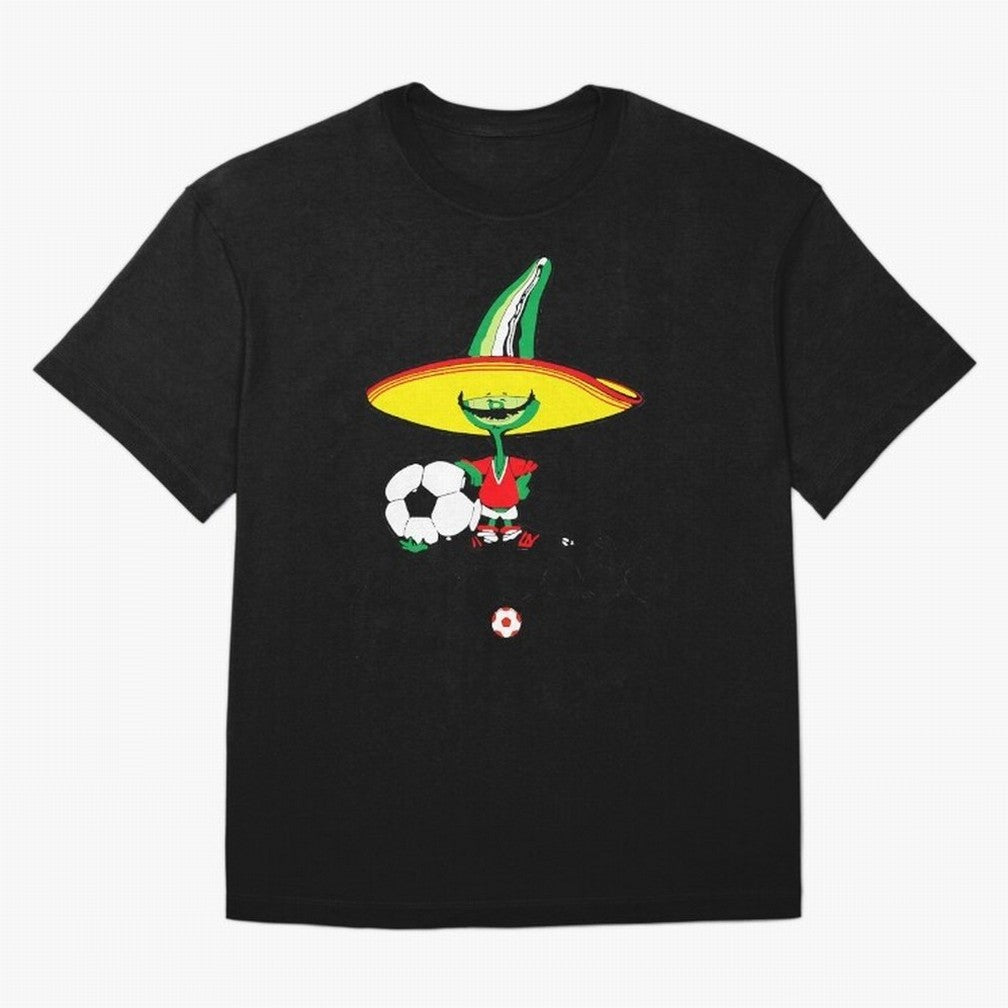 Mexico 86 Oversized T-Shirt Capture Stadium Memories from the FIFA World Cup 2026 Group Stage Journey through Messi and Cristiano Ronaldo Highlights, Spain Pride, Retro Football Energy, Iconic Rivalries, Trophy Chase Drama and Stadium Atmosphere;